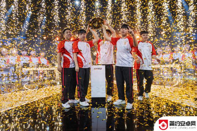 中国战队包揽前三,从世界杯看穿越火线走向全球化的过程