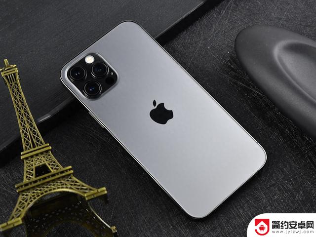 为什么iPhone多年来一直在使用内置磁吸,而安卓手机却鲜有采用?