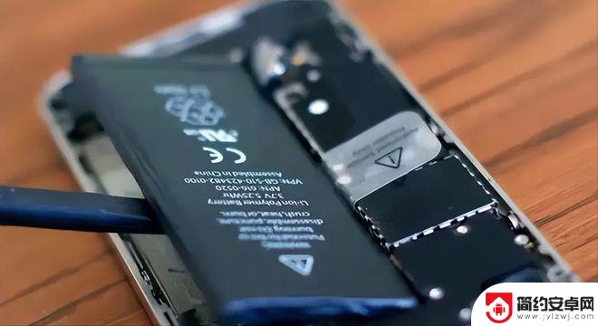 什么手机的电池可拆卸 为什么三星新机选择回归可拆卸电池设计