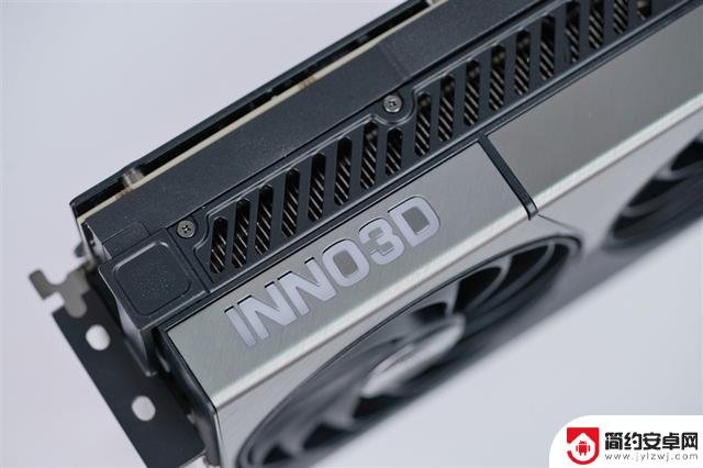 映众RTX 5090 D v2曜夜X3 24GB显卡评测：575W功率释放，依旧称霸当今最强