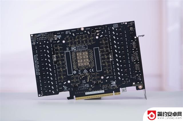 映众RTX 5090 D v2曜夜X3 24GB显卡评测：575W功率释放，依旧称霸当今最强