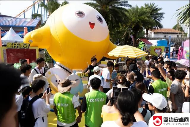 在成都欢乐谷，快手为年轻人举办了一场独特的盛会