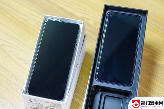 最高999元！5款最新入门手机大横评来了：谁更值得买？