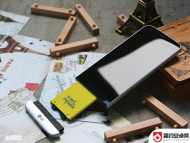 新发布的可拆卸手机售价高达1539元,实在太惊人了!